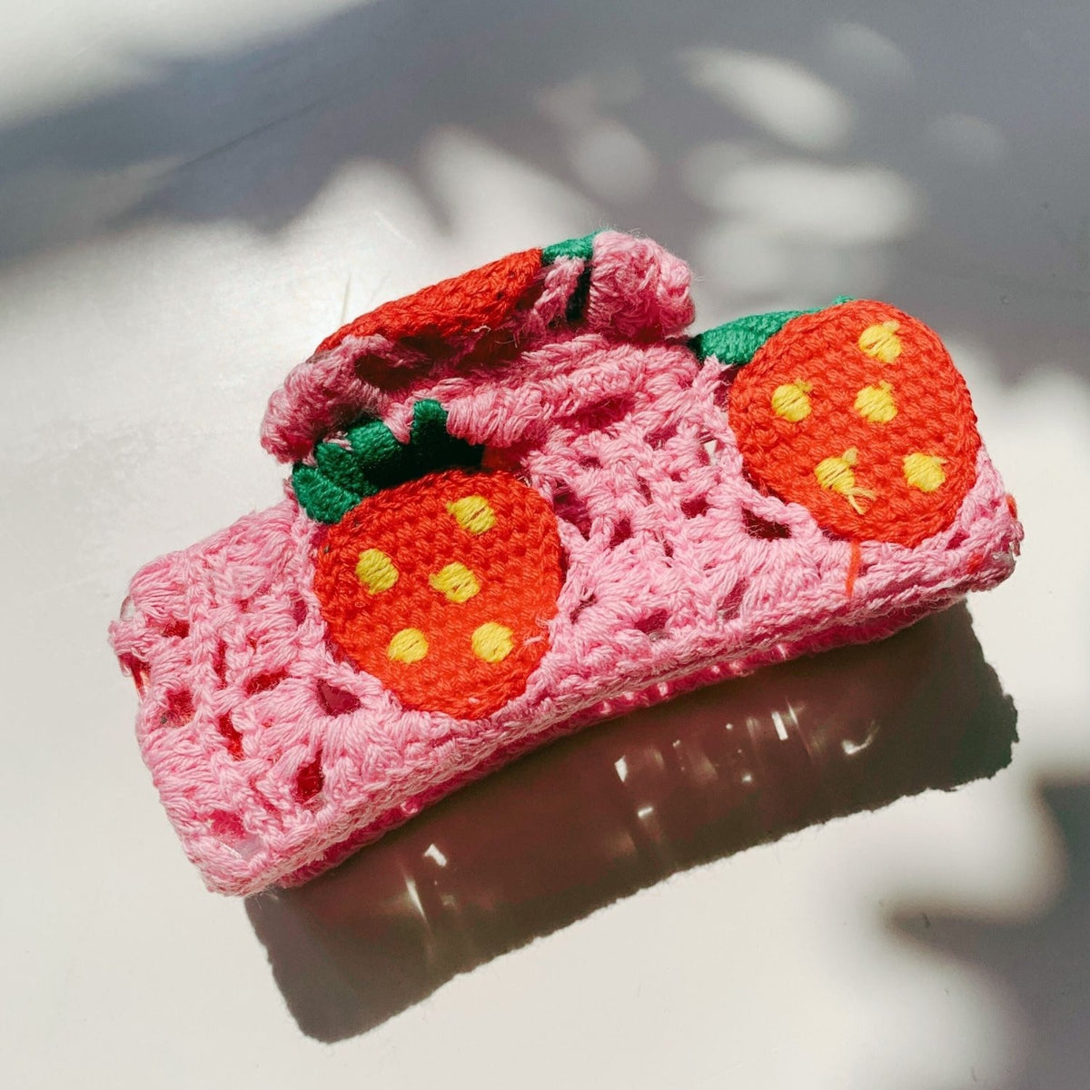 Velvet Claws Strawberry Granny Square Hair Claw - Poppy & Vine